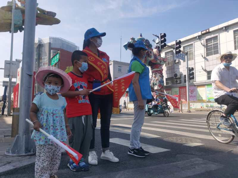 <strong>肏外国老女人屄</strong>